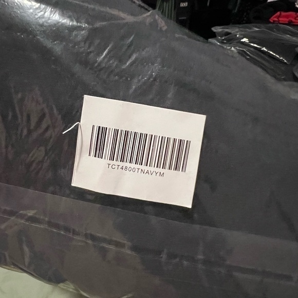 𝅺navy FLEECE Short - Picture 3 of 3